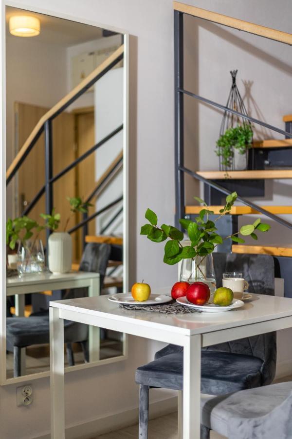 Apartment Dabrowskiego By The Railway Station فروتسواف المظهر الخارجي الصورة