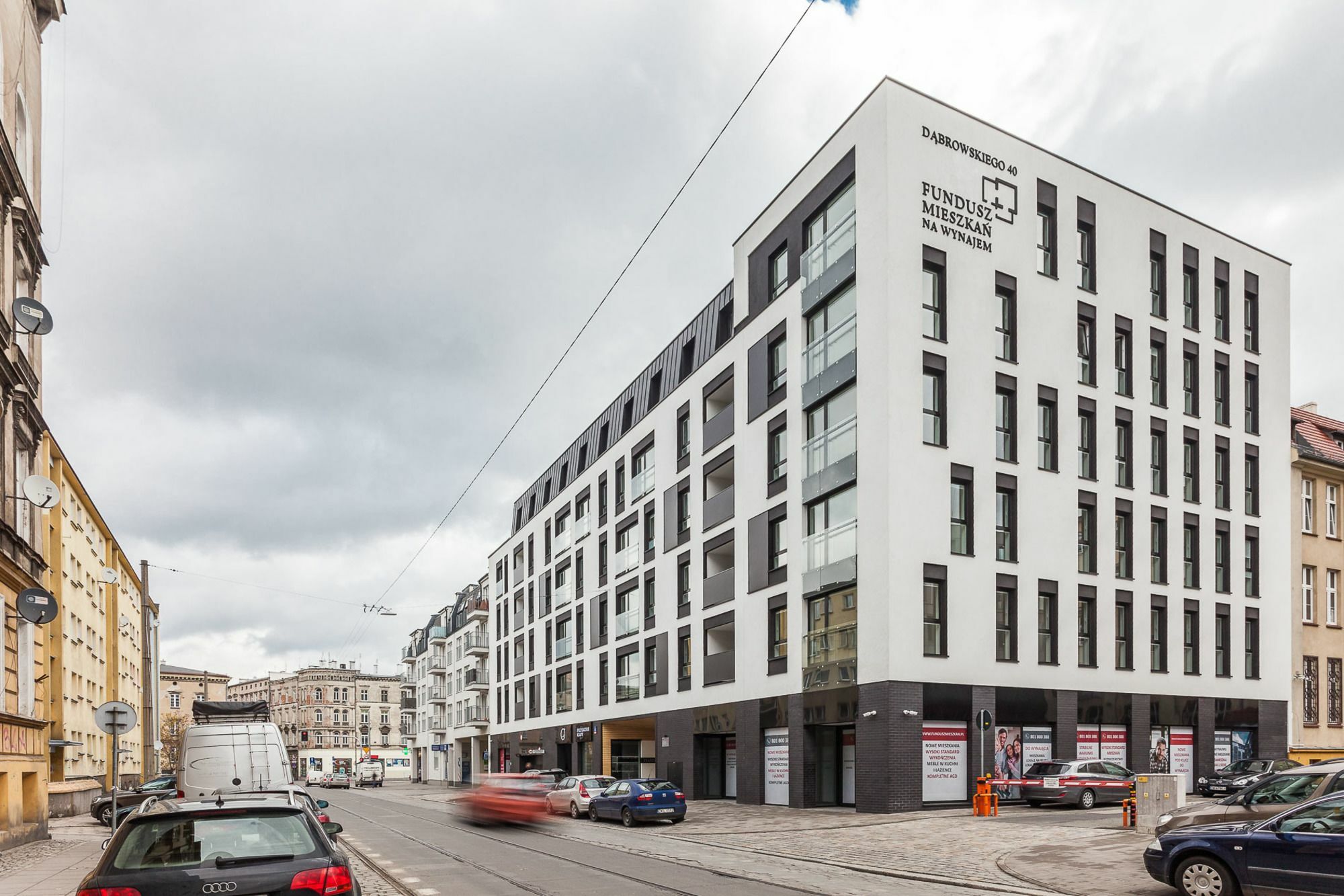 Apartment Dabrowskiego By The Railway Station فروتسواف المظهر الخارجي الصورة
